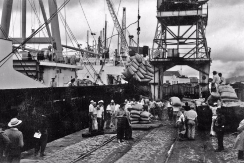 Carregamento de Café no Porto 1958